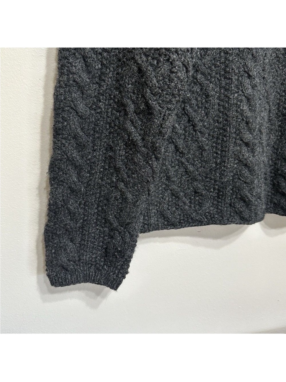 Vintage 90s J. Crew Cable Knit  Sweater Charcoal 100% Wool Pullover L - Picture 6 of 16